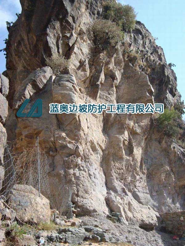 ���ӷ��o�W(w��ng)���b����